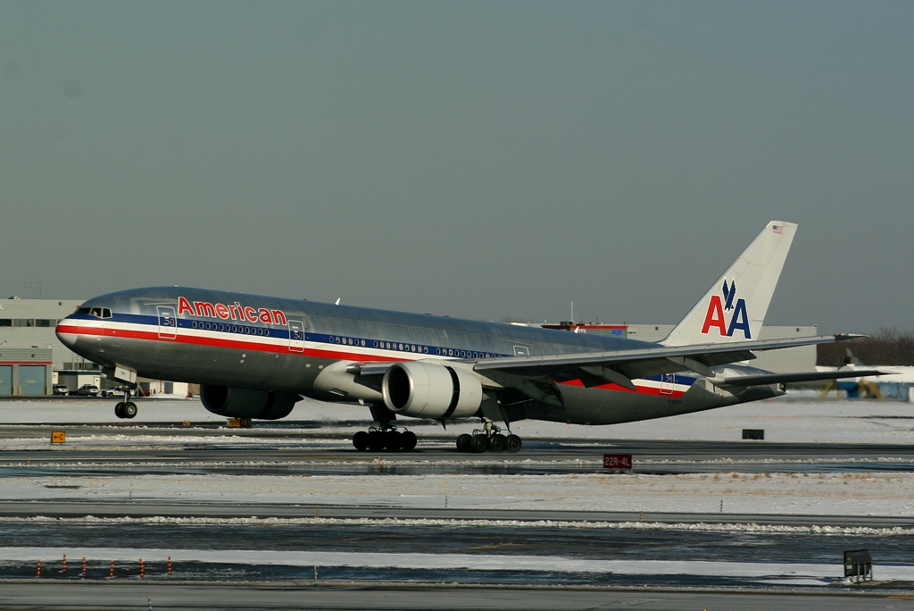 777 landing