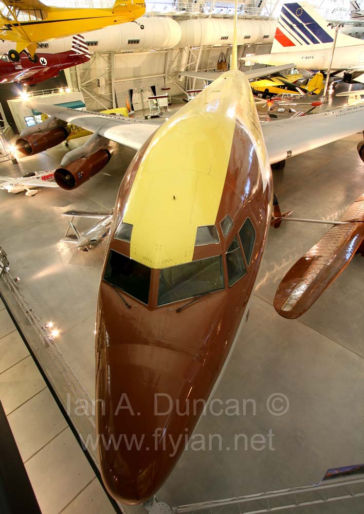 Boeing 367-80 front view