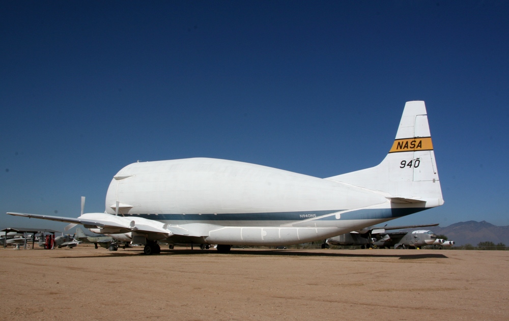 Aerospacelines B-377SG Super Guppy