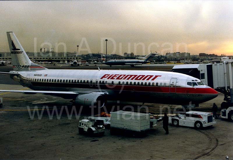 Piedmont 737-400