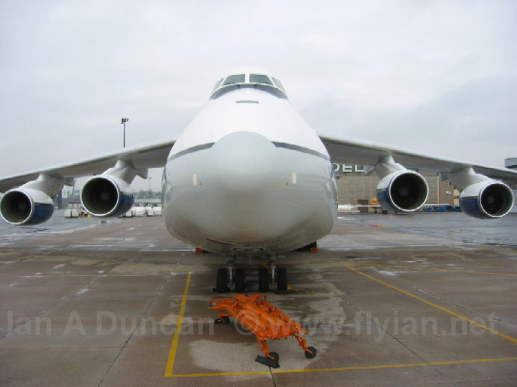 Antonov Ant-104 nose