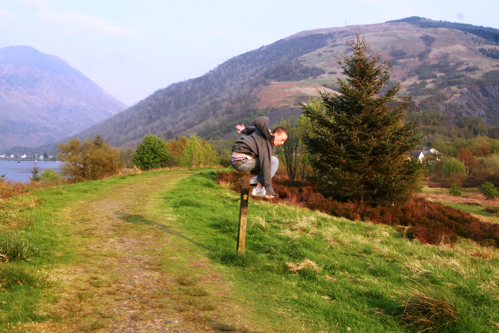 Jay jumping post