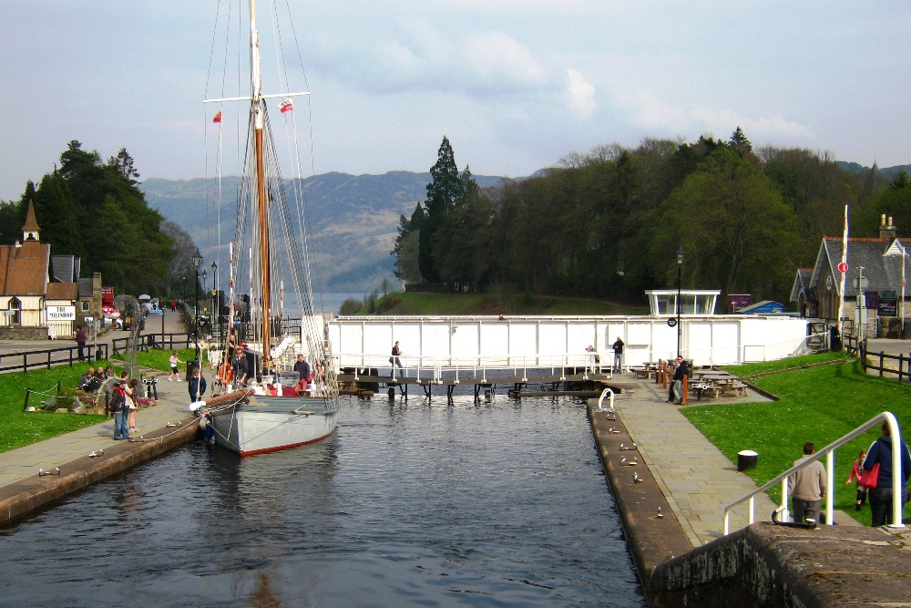 Loch full