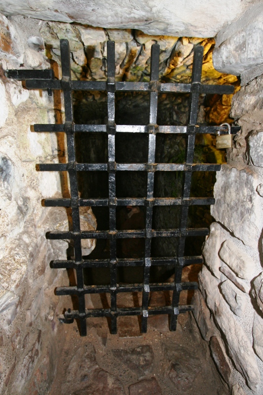prisoner