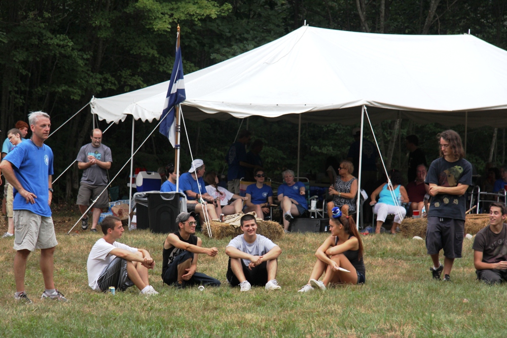 Caber Crowd