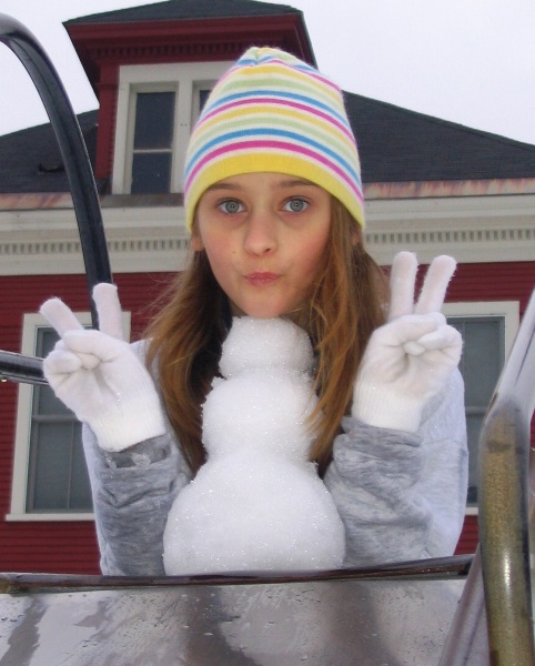 Amanda & Snowman