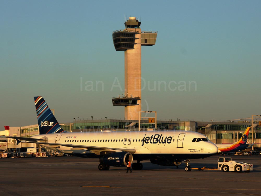 JetBlue A-320 N651JB and JFK control tower