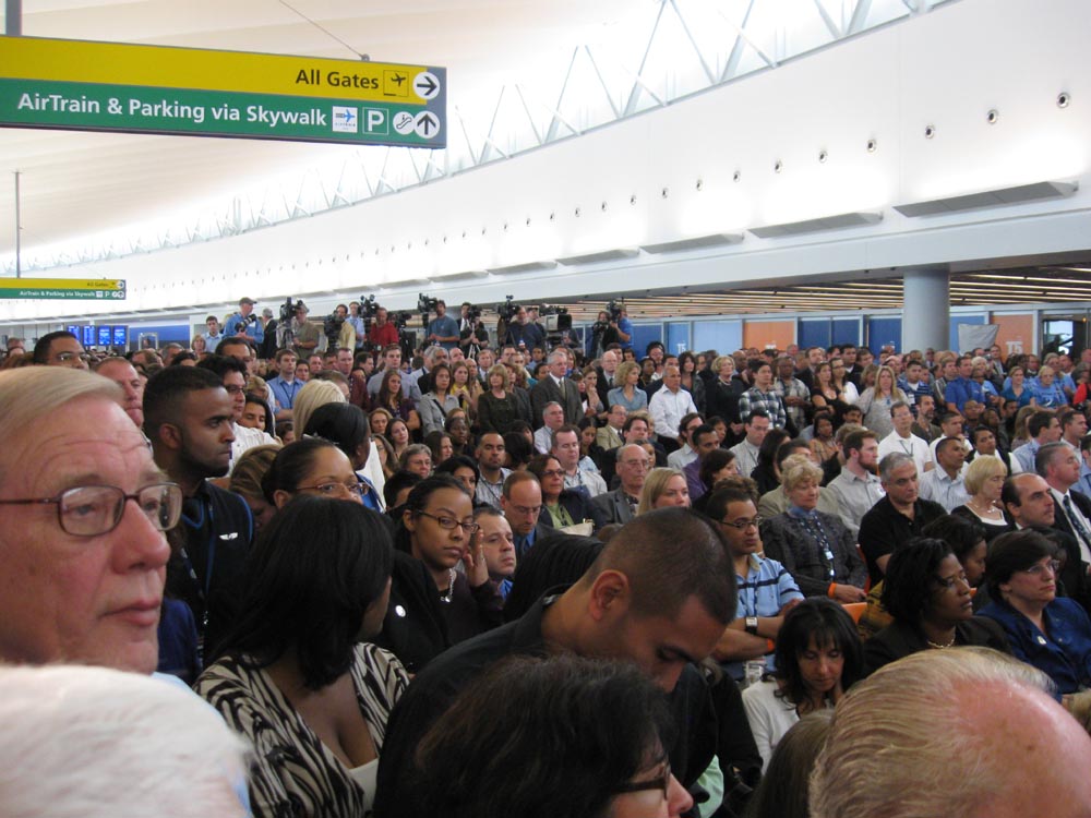 attentive crowd & cameras