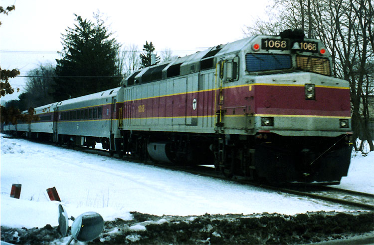 MBTA EMD F40PH-2C #1068